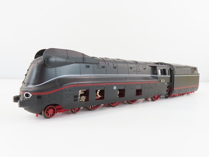 Fleischmann H0 - 4171 - Steam locomotive with tender (1) - BR 03.10 with streamline cladding - DR (DRB)