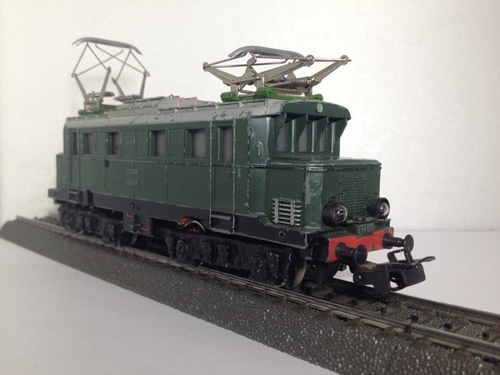 Märklin H0 - 3011.4-SET 800 - Modellbahnlokomotive (1) - E44 039 - DB