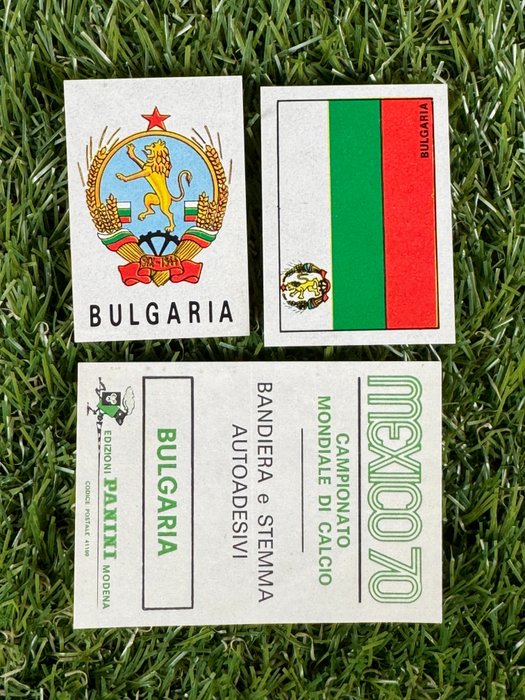 1970 - Panini - Mexico 70 World Cup - Bulgaria Badge & Flag - with original backing paper - 1 Sticker