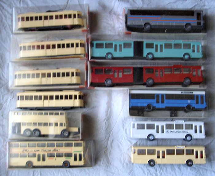 Wiking 1:87 - 模型巴士 - Lot of 12 Model Bus