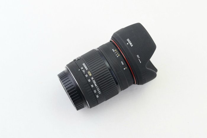 Sigma DC 18-200 mm F3.5-6.3, For Canon EF-S Zoom objektív