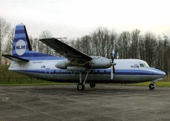Aviões - muito variados - Postal (136) - 2000-2000