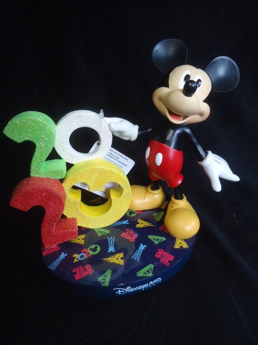 Disney - Figurină - Statue Mickey - Année 2020 - Produit Exclusif - Disneyland Paris - Plastic