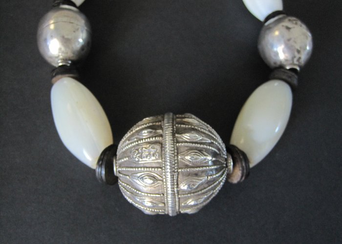 Silver, Agate - Necklace