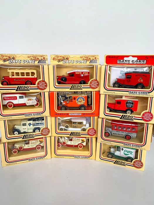 Lledo Days Gone 1:43 - 小型城市汽车模型 - 12 Days Gone old models cars Made In England