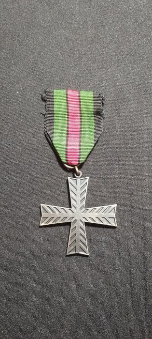 Finland - Medal - Médaille militaire commémorative finlandaise guerre 39/45 (REF2088) - 1945