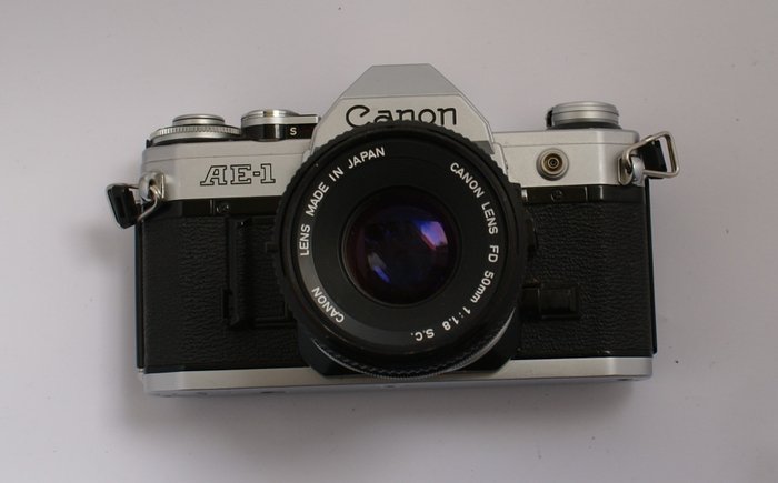Canon AE 1 單眼相機(SLR)