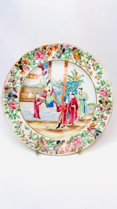 Πορσελάνινο πιάτο - τριαντάφυλλο famille - Κίνα - Qing Dynasty (1644-1911)