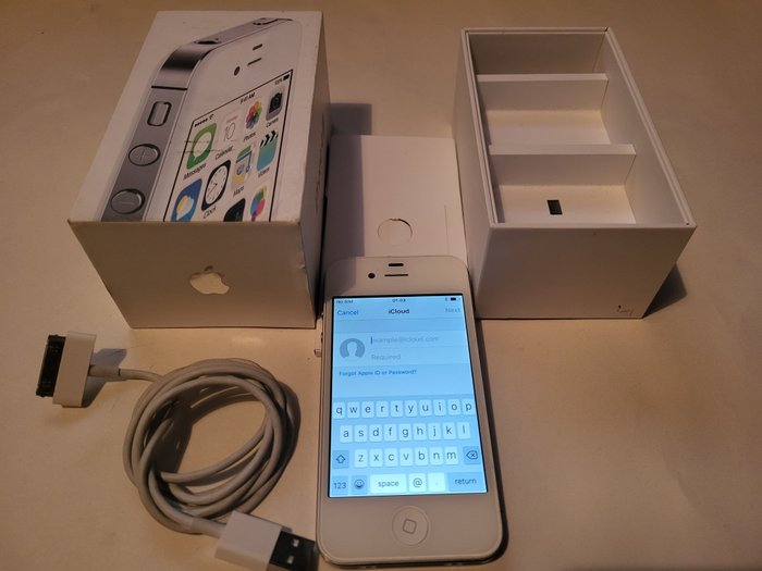 Apple iPhone 4 - 行動電話 - 帶原裝盒