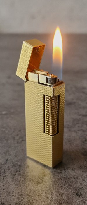 Dunhill - Briquet de poche - Plaqué or