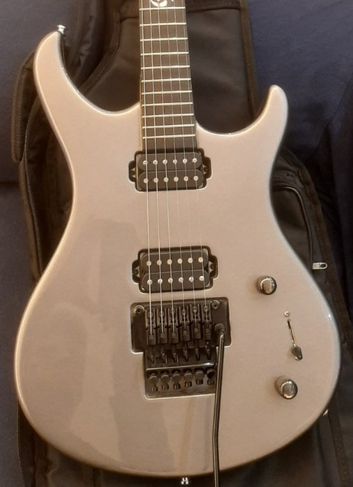 Cloe guitars - Firefly -  - Gitara typu solid body - Włochy