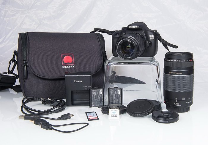Canon EOD 1200D + 18-55mm + 75-300mm + accesoires Digitalt refleks kamera (DSLR)