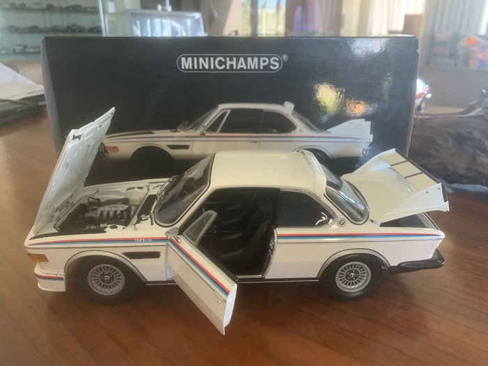 Minichamps 1:18 - Machetă mașină - BMW 3.0 CSL (1973)