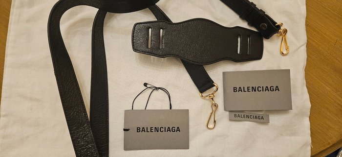Balenciaga - Crossbody bag
