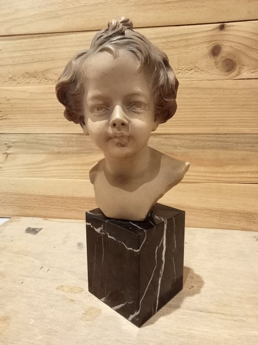 Auguste Henri CARLI - Escultura, Buste de garçon - 26 cm - Terracota