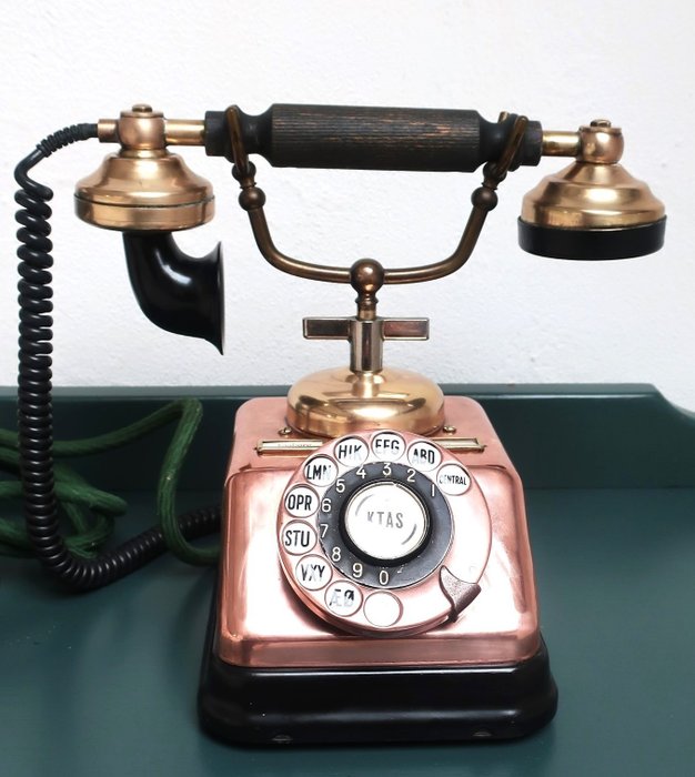 Kjobenhavn Telefon AktieSelskab Denemarken - 模拟电话 - 人造树胶, 铁（铸／锻）, 铜, 黄铜