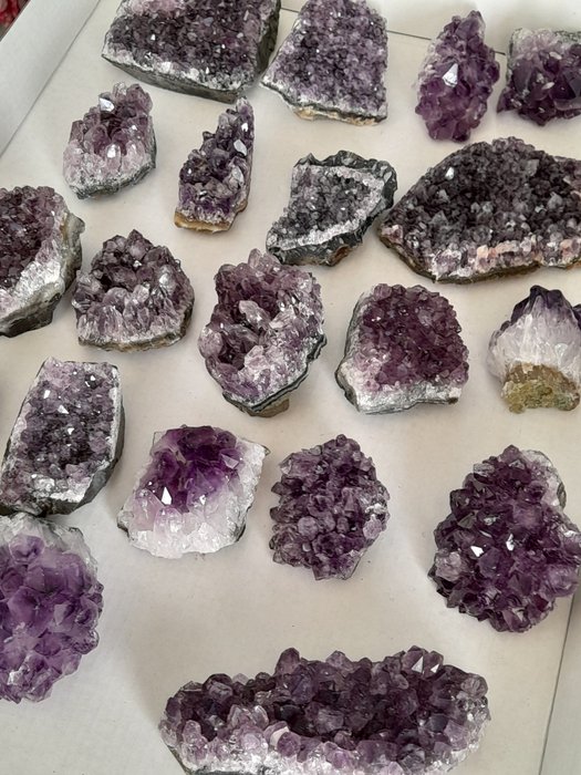 Amethyst crystals - deep purple color- 1.85 kg - (20)