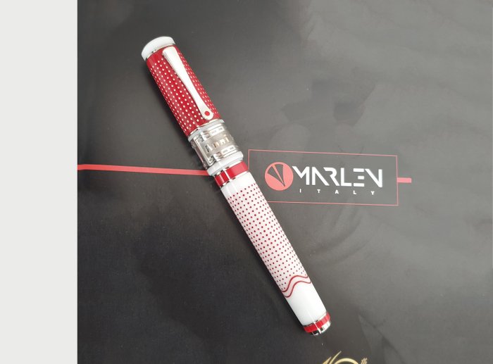 Marlen - Anni 50 - Edizione speciale in resina italiana e argento - Red and White - Fountain pen