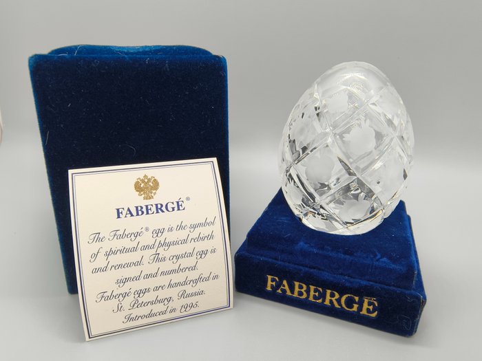 Œuf Fabergé - Oeuf En Cristal De Style Fabergé Numéroté 2925 - Cristal