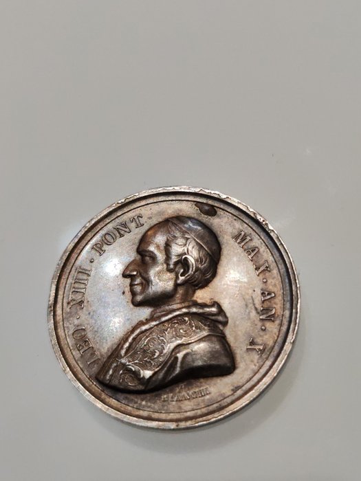 Vaticano. Leone XIII (1878-1903). Silver medal 1888 anno X Giubileo sacerdotale  (Sin Precio de Reserva)