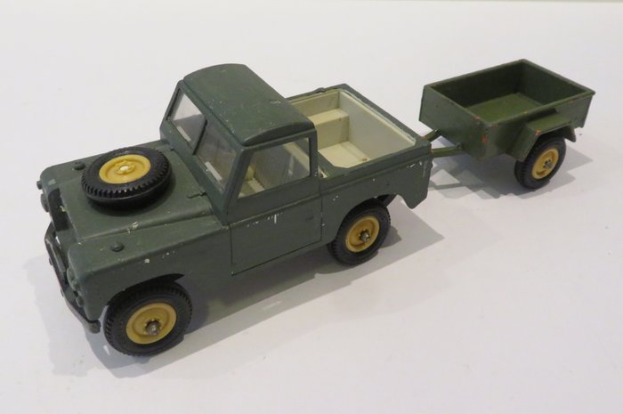 Britains 1:32 - 1 - 模型車 - Land Rover 88" met aanhangwagen