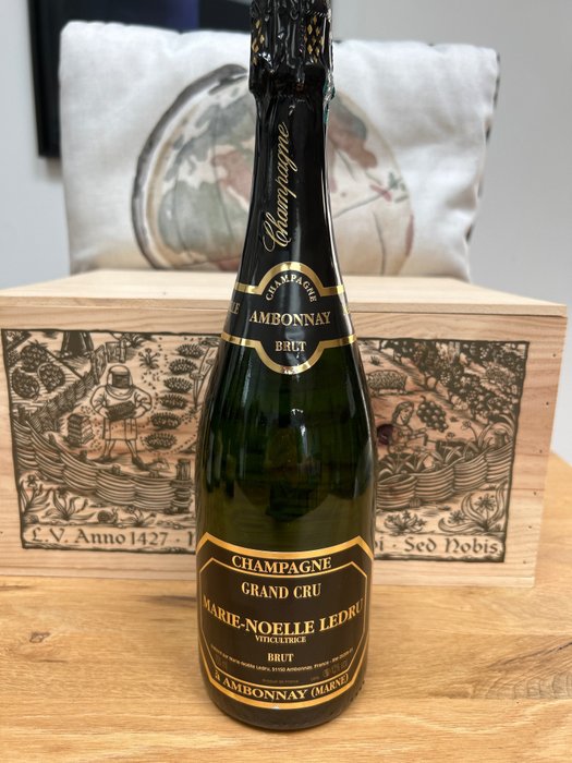 Marie-Noëlle Ledru - Brut - 香槟地 Grand Cru - 1 Bottle (0.75L)