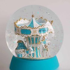 Tiffany & Co – Boîte à musique et boule à neige – Avec boîte – Muziekdoos –  (1) – VS – 2020+