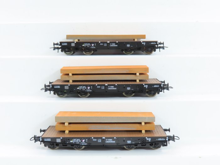 Roco H0 - 76159 - Conjunto de vagones de tren de mercancías a escala (1) - Juego de 3 vagones para cargas pesadas, cargados - NS