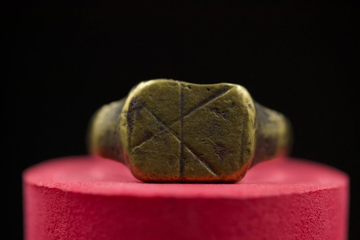 罗马共和党 - 装饰贵族青铜器 戒指 - 2.3 cm  (没有保留价)