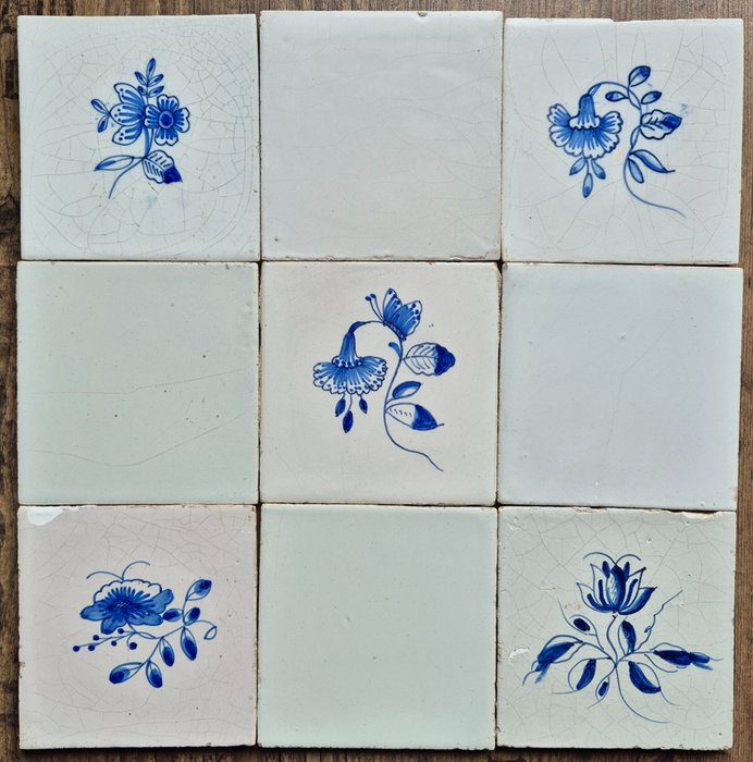 Azulejo (9) - Floral - Tichelaar Makkum - Kleine Friese bloem tegels - 1880-1910 