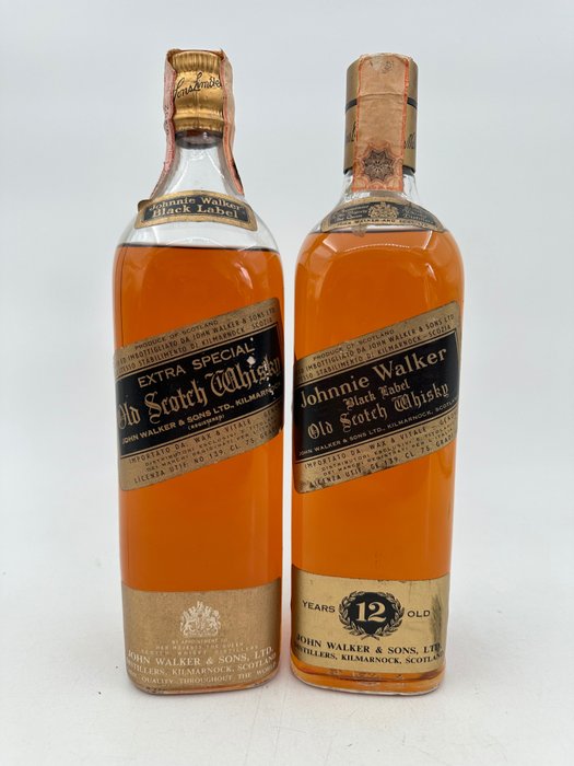 Johnnie Walker 12 years old - Black Label &  Black Label Extra Special Cork Stopper  - b. Δεκαετία του 1960, Δεκαετία του 1970 - 75cl - 2 μπουκαλιών