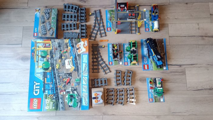 Lego - Tåg - LEGO City Train de marchandises 60052 + 60205 - 2010-2020 - Danmark