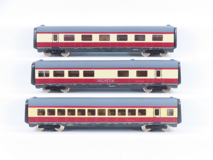 Roco N - 02168A - Set Machetă tren transport călători (1) - Set cărucior intermediar TEE din 3 piese BR VT11.5 (BR 601) - DB