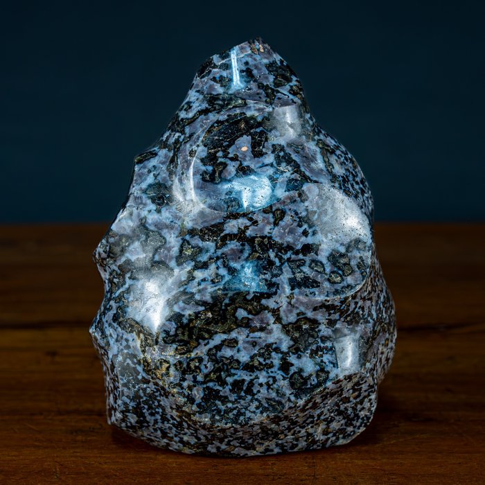 美丽的靛蓝辉长岩 - Merlinite 火焰- 1731.25 g