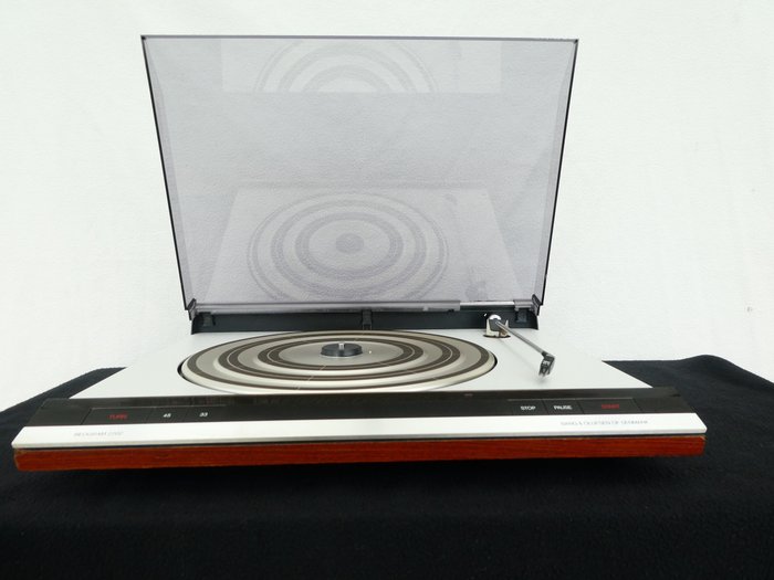 Bang & Olufsen - Beogram 2202 volautomatische draaitafel, nieuwe snaar en elco's! Plattenspieler