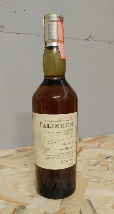 Talisker 25 years old - Natural Cask Strength - Original bottling  - b. 2005  - 70厘升