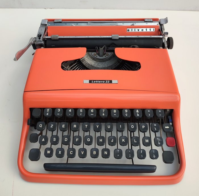 Olivetti, Lettera 22 - Marcello Nizzoli Mașină de scris - Oțel