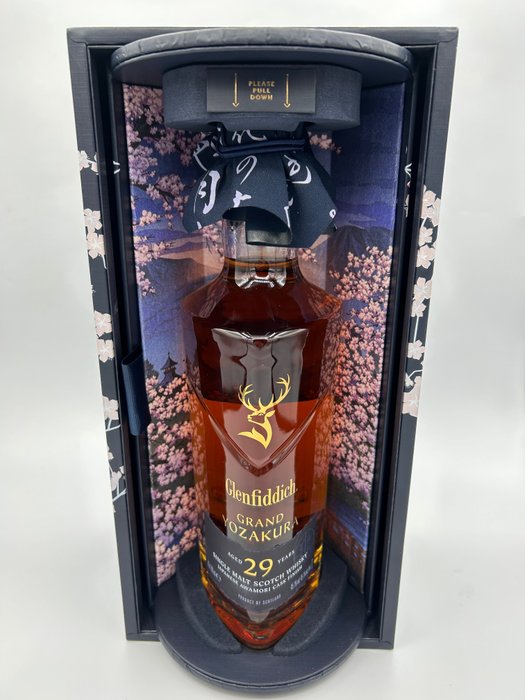 Glenfiddich 29 years old - Grand Yozakura - Original bottling  - 70 cl 