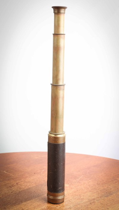 Marint teleskop - Longue-Vue Marine 4 sections en cuivre et cuir vers 1900