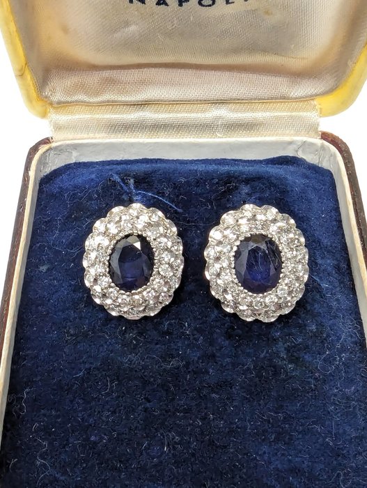 Ohrringe - 18 kt Weißgold -  3.80 tw. Saphir - Diamant 
