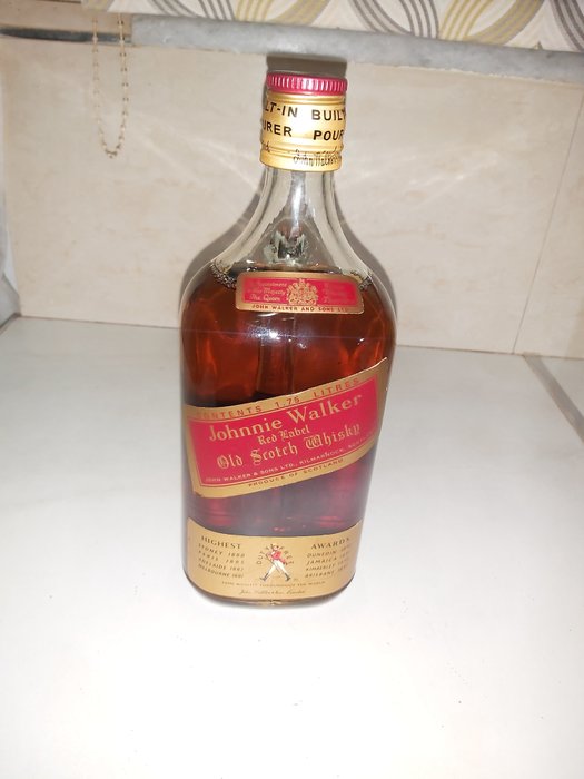 Johnnie Walker - Red Label w/ built-in pourer  - b. Δεκαετία του 1980 - 1.750 litre