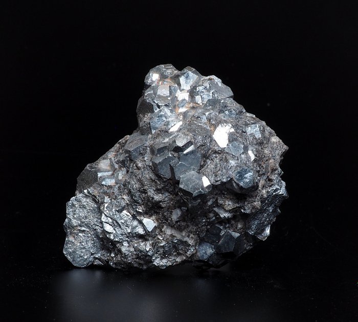 方钴矿 水晶矩晶体 - 高度: 5.5 cm - 宽度: 6.5 cm- 250 g