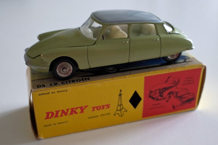 Dinky Toys 1:43 - 1 - Αυτοκίνητο μοντελισμού - ref. 530 Citroën DS19