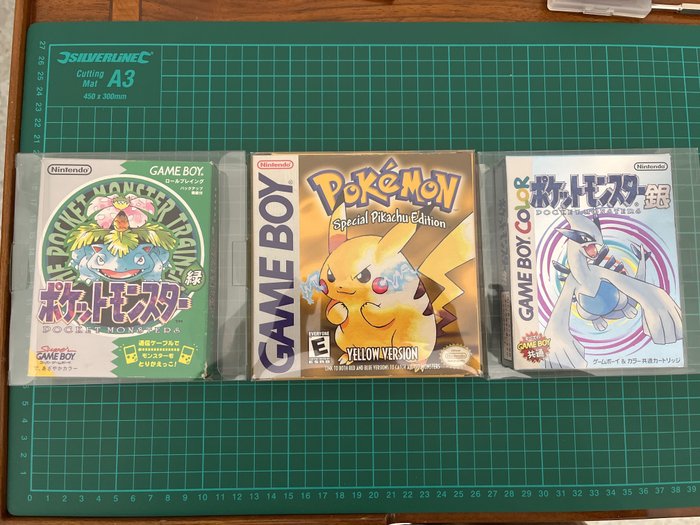 Nintendo - Box con scatole originali Pokemon silver , pk yellow, pk green - Videojáték-konzol - Eredeti dobozban