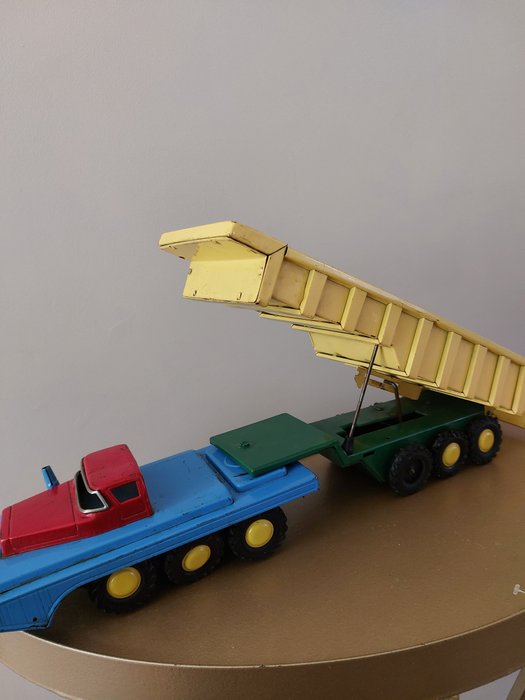 Yonezawa（米泽）  - 锡制玩具车 Truck met kiep aanhanger - 1960-1970 - 日本