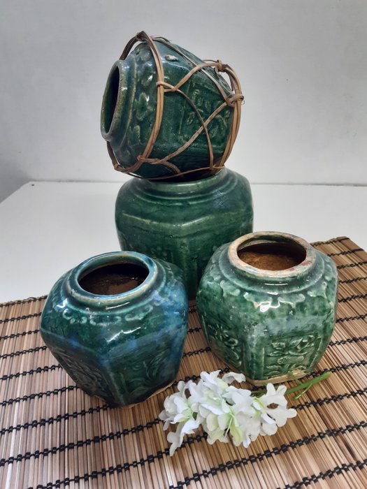 Handmade - 淡赤黄色的罐子 (4) - 六边形模型 - 陶瓷