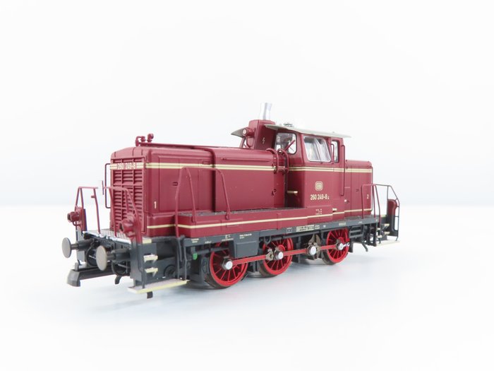 ESU H0轨 - 31064 - 柴油液压机车 (1) - BR 260 工程版，具有完整的声音、电传和动态烟雾 - DB