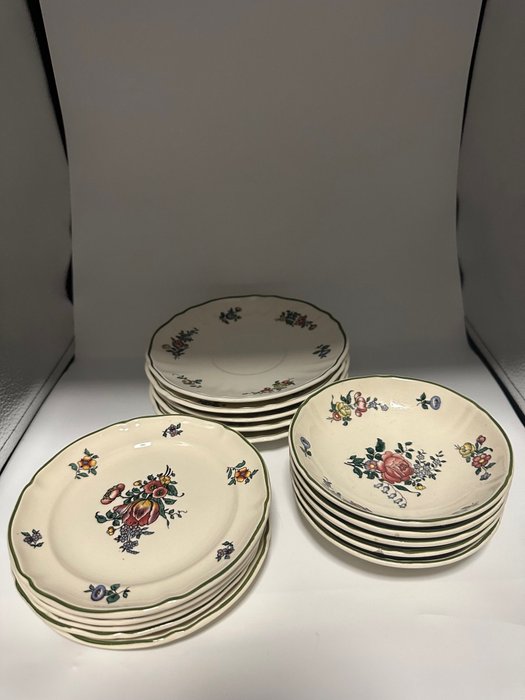 Plate (14) - Villeroy and Boch Serving Plates - Ceramic
