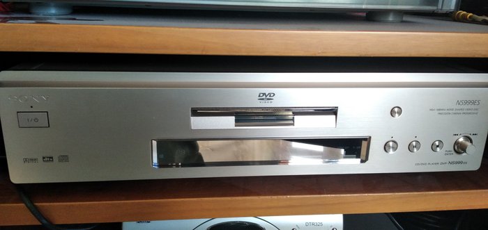 Sony - NS-999 ES - DVD / Super Audio CD-Player