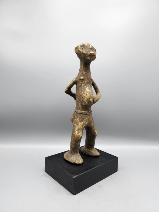 祖先塑像 - 韦雷特 - 尼日利亚  (没有保留价)